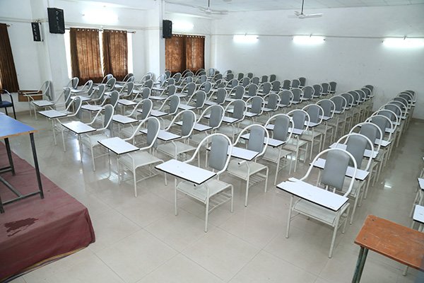 Seminar Halls And Meeting Rooms